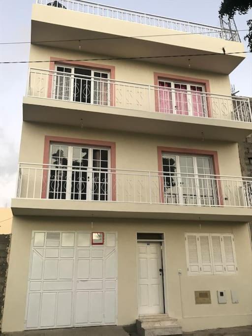 Maison Familiale A Tarrafal. 塔拉法尔 外观 照片